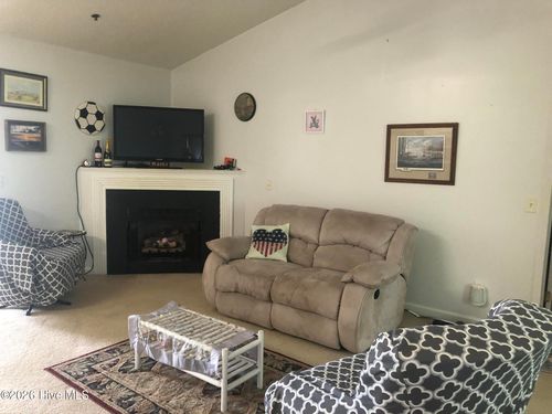 unit-7-1605 Willoughby Park Court, Wilmington, NC, 28412 | Card Image