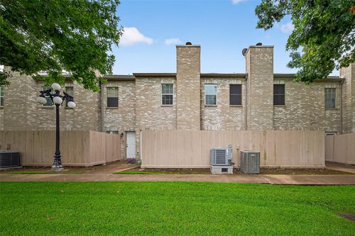 3200-3200 Holly Hall St, Houston, TX, 77054-4162 | Card Image