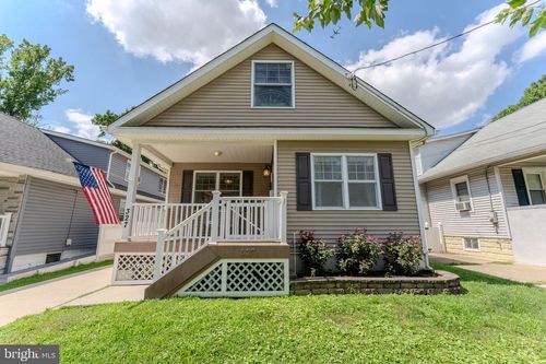 327 Walnut Ave, OAKLYN, NJ, 08107-1108 | Card Image