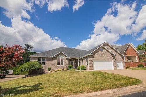 6 Wyndemere Court, Parkersburg, WV, 26105 | Card Image