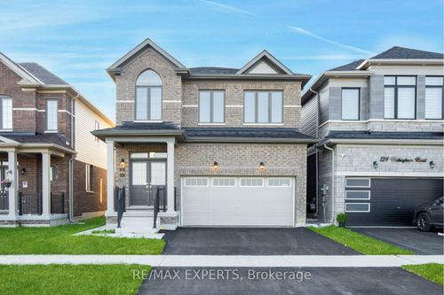 126 Nottingham Rd, Barrie, ON, L9J0L5 | Card Image
