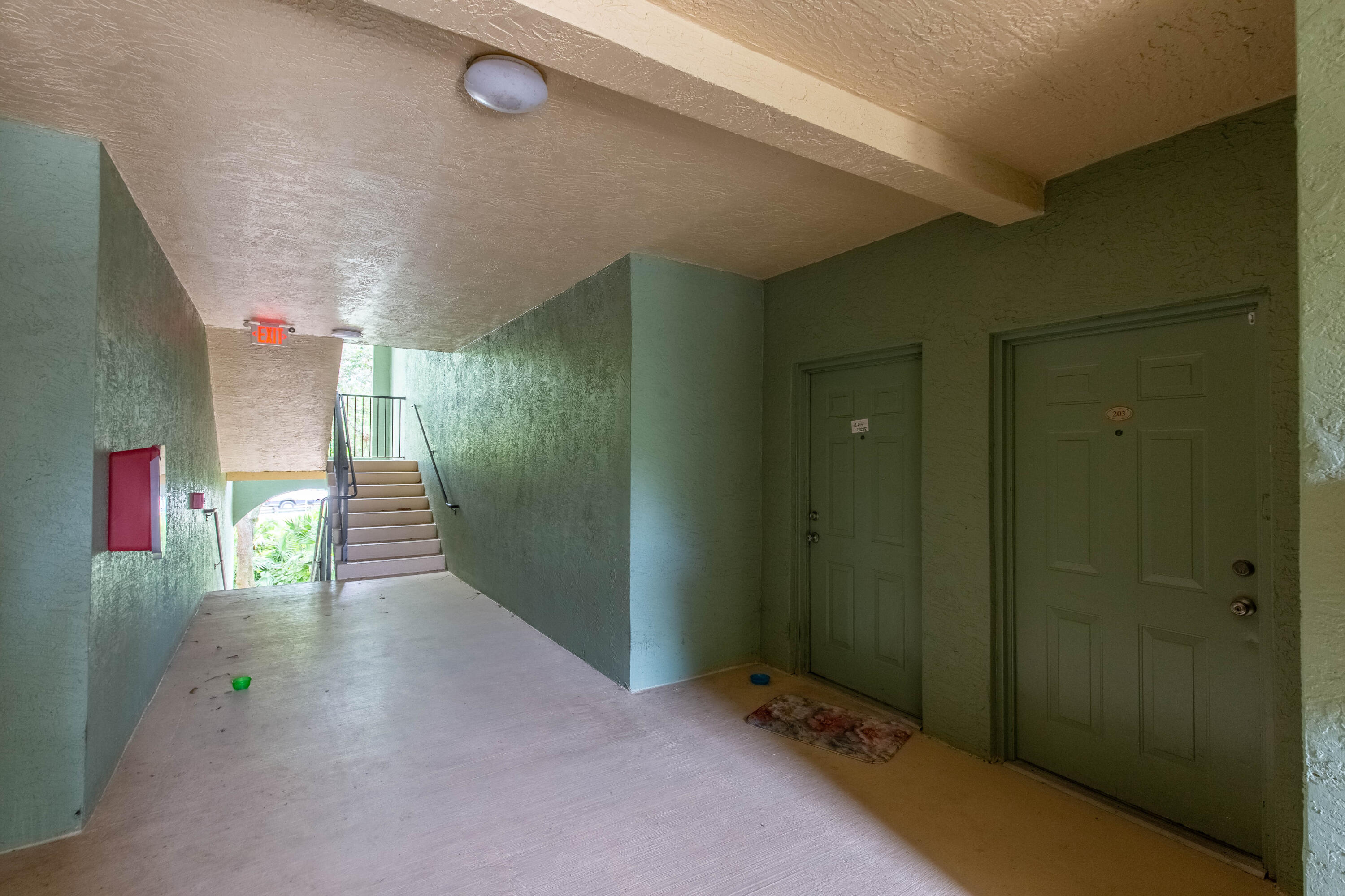 Residential Lease in Royal Palm Beach 4