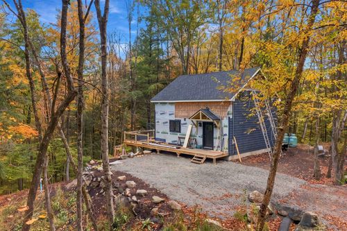 144 Cutts Road, Newport, NH, 03773 | Card Image