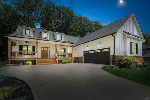 56070 Dana Dr, Bristol, IN, 46507-9512 | Card Image