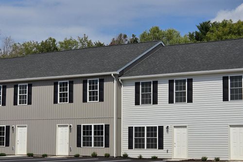 409 N Washington Ave, Pulaski, VA, 24301-4629 | Card Image