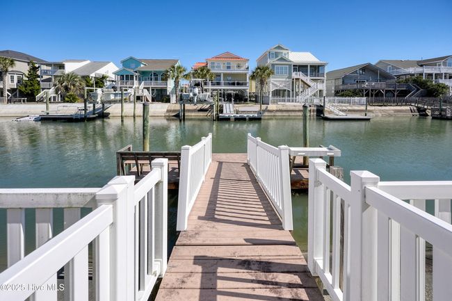 24 Pender St, House other with 5 bedrooms, 5 bathrooms and 1 parking in Ocean Isle Beach NC | Image 36
