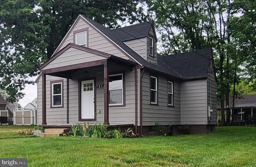 31 1st Ave, GLEN BURNIE, MD, 21060-7660 | Card Image