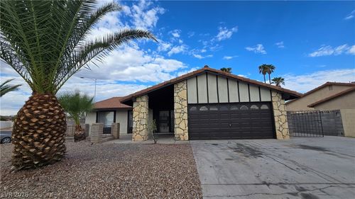 0-224 Lindy Dr, Las Vegas, NV, 89107-2477 | Card Image