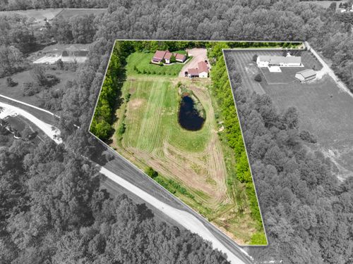 10350 Gorsuch Rd, Galena, OH, 43021-9680 | Card Image