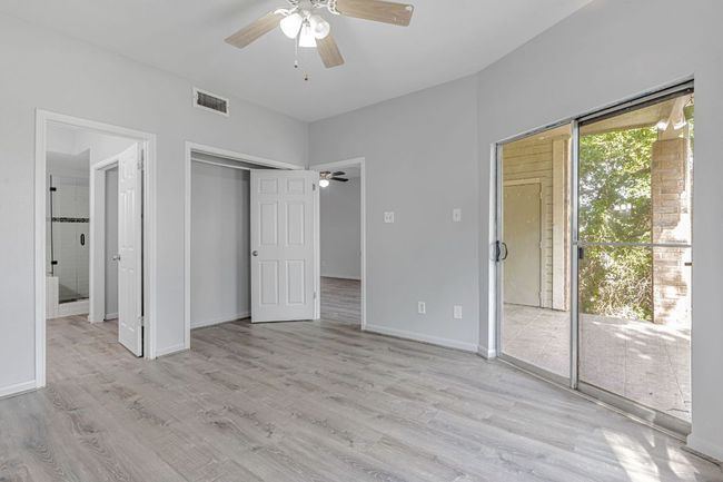 APT-1601 - 2450 Wickersham Ln, Condo with 2 bedrooms, 2 bathrooms and 3 parking in Austin TX | Image 21