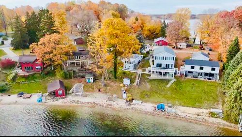 94687 Oak St, Dowagiac, MI, 49047-8813 | Card Image