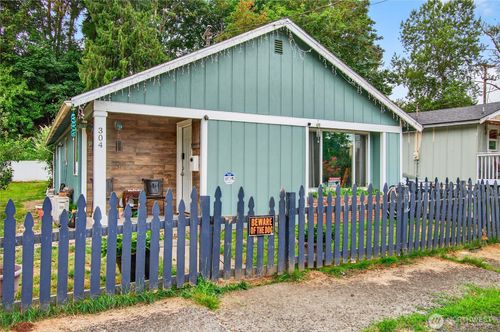 304 Harris St, Kelso, WA, 98626-4208 | Card Image