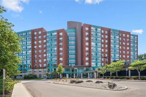 706-55 Blue Springs Dr, Waterloo, ON, N2J4T3 | Card Image