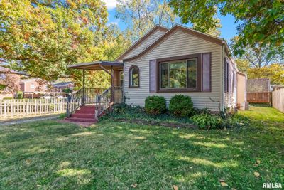 2022 S Noble Avenue, House other with 2 bedrooms, 2 bathrooms and null parking in Springfield IL | Image 1