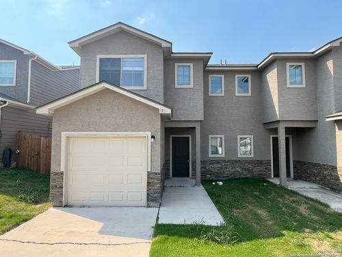 8711 Azul Sky Ct, Converse, TX, 78109-1075 | Card Image