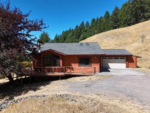 4260 Blackhawk Dr, Willits, CA, 95490-8773 | Card Image