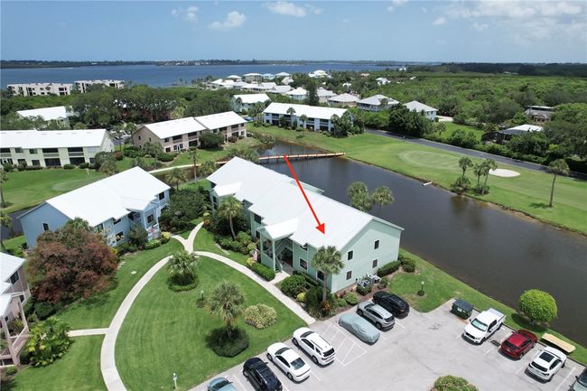 APT-4 - 5725 Pelican Pointe Dr, House attached with 2 bedrooms, 2 bathrooms and null parking in Sebastian FL | Image 4
