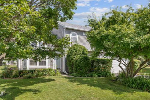 36077 N Bridlewood Ave, Gurnee, IL, 60031-4583 | Card Image