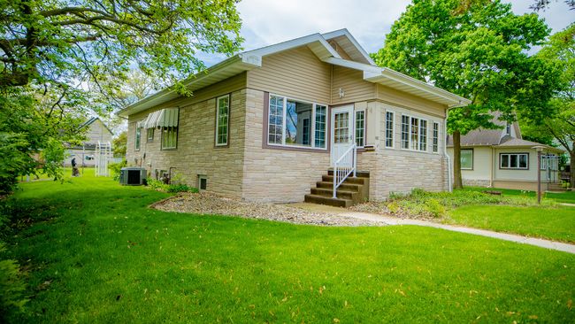 214 W Watson St, House other with 2 bedrooms, 2 bathrooms and 2 parking in Forrest IL | Image 31