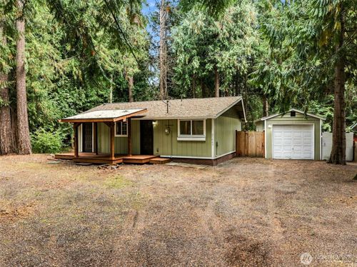 21843 Crest Ln Se, Yelm, WA, 98597-9034 | Card Image
