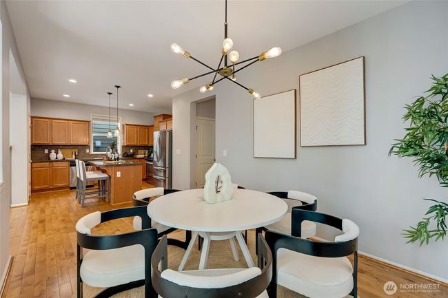 18307 38 Th Dr Se, Townhouse with 4 bedrooms, 3 bathrooms and 2 parking in Bothell WA | Image 18
