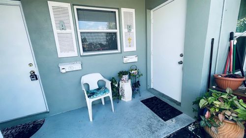 apt-b-910 South Dr, Delray Beach, FL, 33445-3026 | Card Image