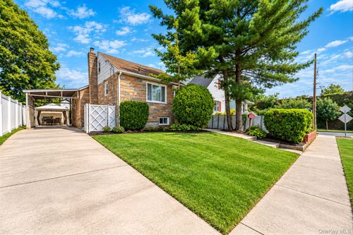 5 Park Pl, Hempstead, NY, 11550-4710 | Card Image