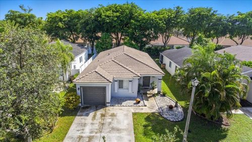 4642 Sw 12th Ct, Deerfield Beach, FL, 33442-8213 | Card Image