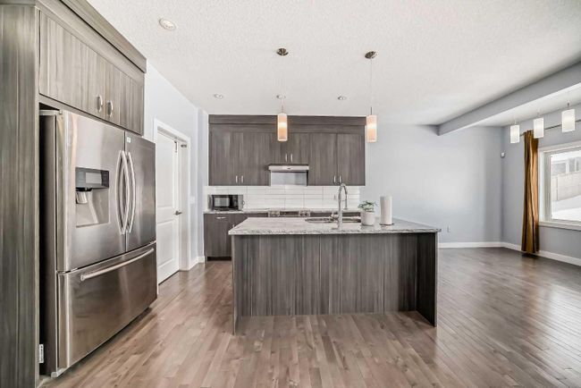 252 Nolanhurst Crescent Nw, Home with 5 bedrooms, 3 bathrooms and 4 parking in Calgary AB | Image 4