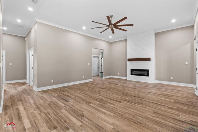 135 Hillcrest, House other with 4 bedrooms, 2 bathrooms and null parking in Gladewater TX | Image 4