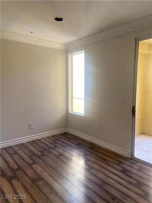 202-230 E Flamingo Rd, Las Vegas, NV, 89169-0307 | Card Image