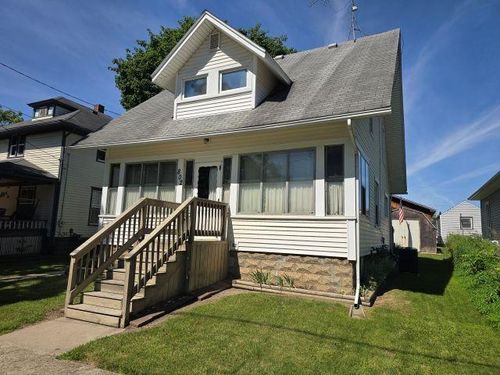 802 S Park St, Owosso, MI, 48867-4421 | Card Image