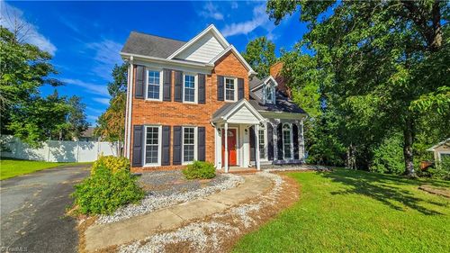 1804 Larkhill Ct, Kernersville, NC, 27284-8661 | Card Image