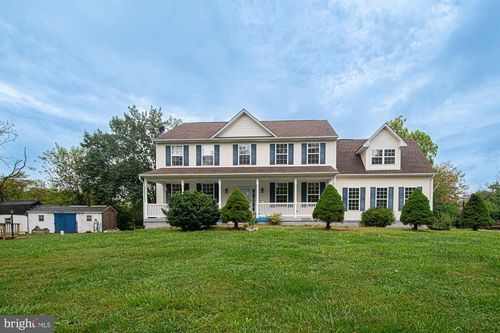 135 Old Waterloo Rd, Boyce, VA, 22620-2039 | Card Image