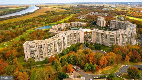 unit-114-19355 Cypress Ridge Ter, Lansdowne, VA, 20176-6901 | Card Image