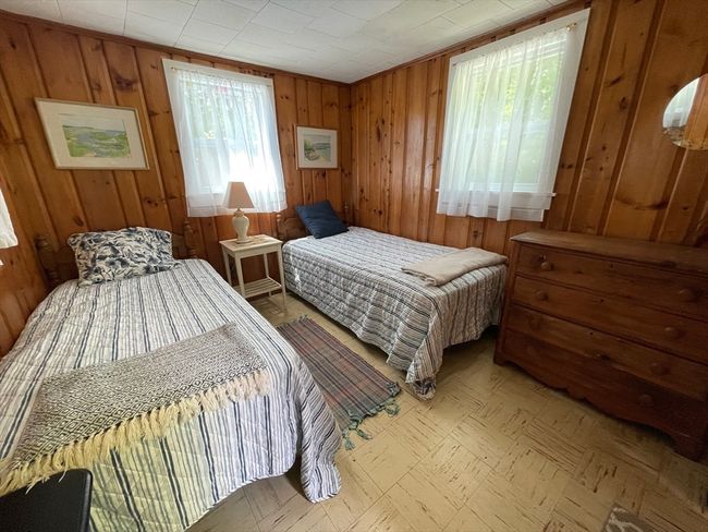 7 Laurel St, House other with 3 bedrooms, 1 bathrooms and 3 parking in Mattapoisett MA | Image 14