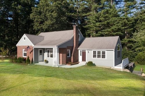 461 Maple St, Franklin, MA, 02038-1542 | Card Image