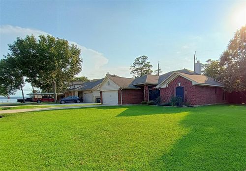 18411 Bluffview Dr, Crosby, TX, 77532-7241 | Card Image