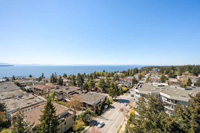 1107 - 15165 Thrift Avenue, Condo with 2 bedrooms, 2 bathrooms and 2 parking in White Rock BC | Image 22