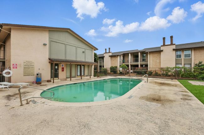 APT-2136 - 12824 Midway Rd, Condo with 2 bedrooms, 2 bathrooms and null parking in Dallas TX | Image 35