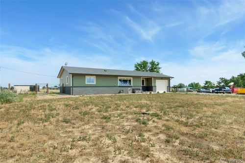 54685 E Bobcat Ln, Strasburg, CO, 80136-9302 | Card Image