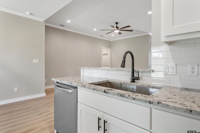 11205 County Road 166, House other with 6 bedrooms, 4 bathrooms and null parking in Tyler TX | Image 22
