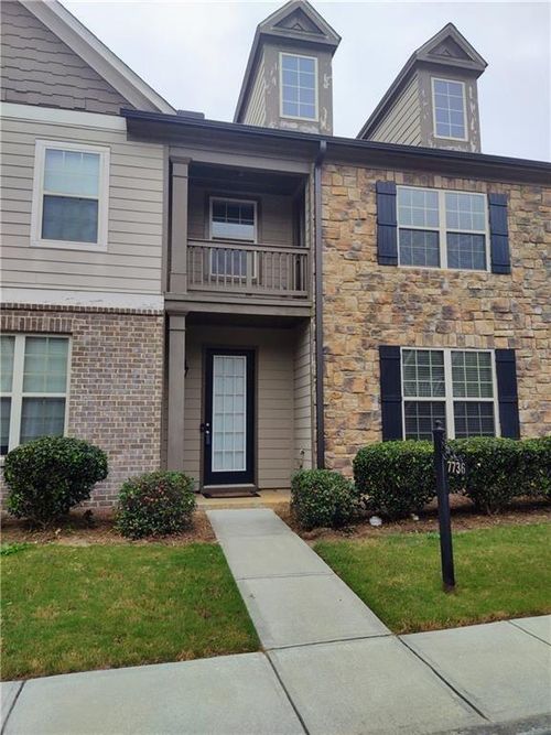 7736 Rutgers Cir, Fairburn, GA, 30213-5526 | Card Image