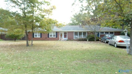 1720 Pennylane Se, Decatur, AL, 35601 | Card Image