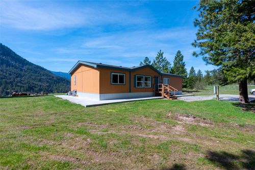 5670 Mt Hwy 200, Thompson Falls, MT, 59873 | Card Image