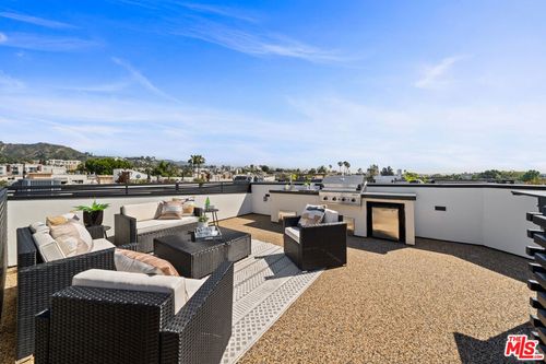 7309-1327 N Fuller Ave, Los Angeles, CA, 90046-4801 | Card Image