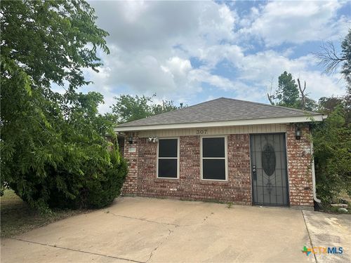 307 Illinois Dr, Harker Heights, TX, 76548-2021 | Card Image