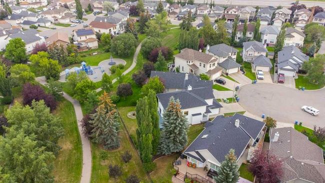 321 Douglas Ridge Pl Se, House detached with 3 bedrooms, 2 bathrooms and 2 parking in Calgary AB | Image 5