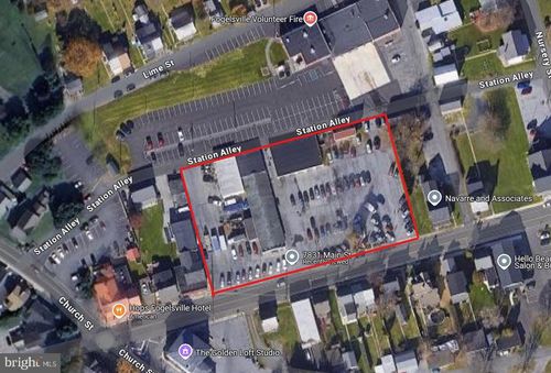 7831 Main St, FOGELSVILLE, PA, 18051-1743 | Card Image