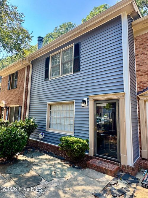 c6-101 Laura Ln, Greenville, NC, 27858-4740 | Card Image